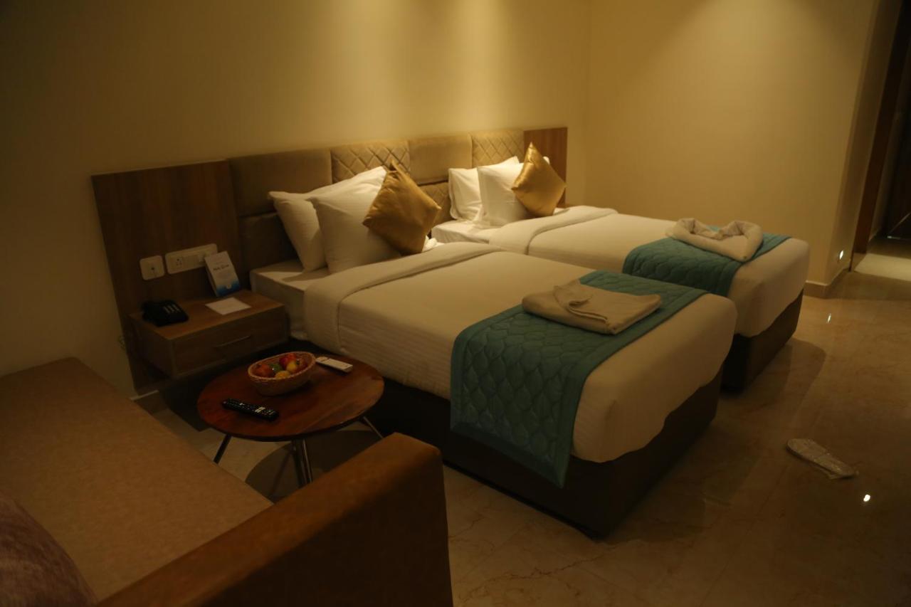 Misty Ocean - A Bergamont Group Of Hotel Kuilapalayam Bagian luar foto