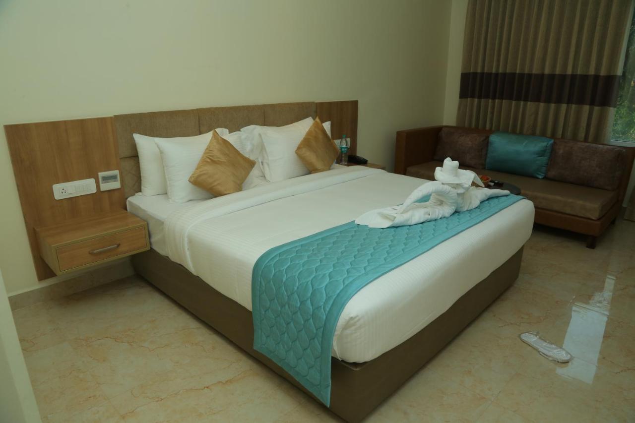 Misty Ocean - A Bergamont Group Of Hotel Kuilapalayam Bagian luar foto
