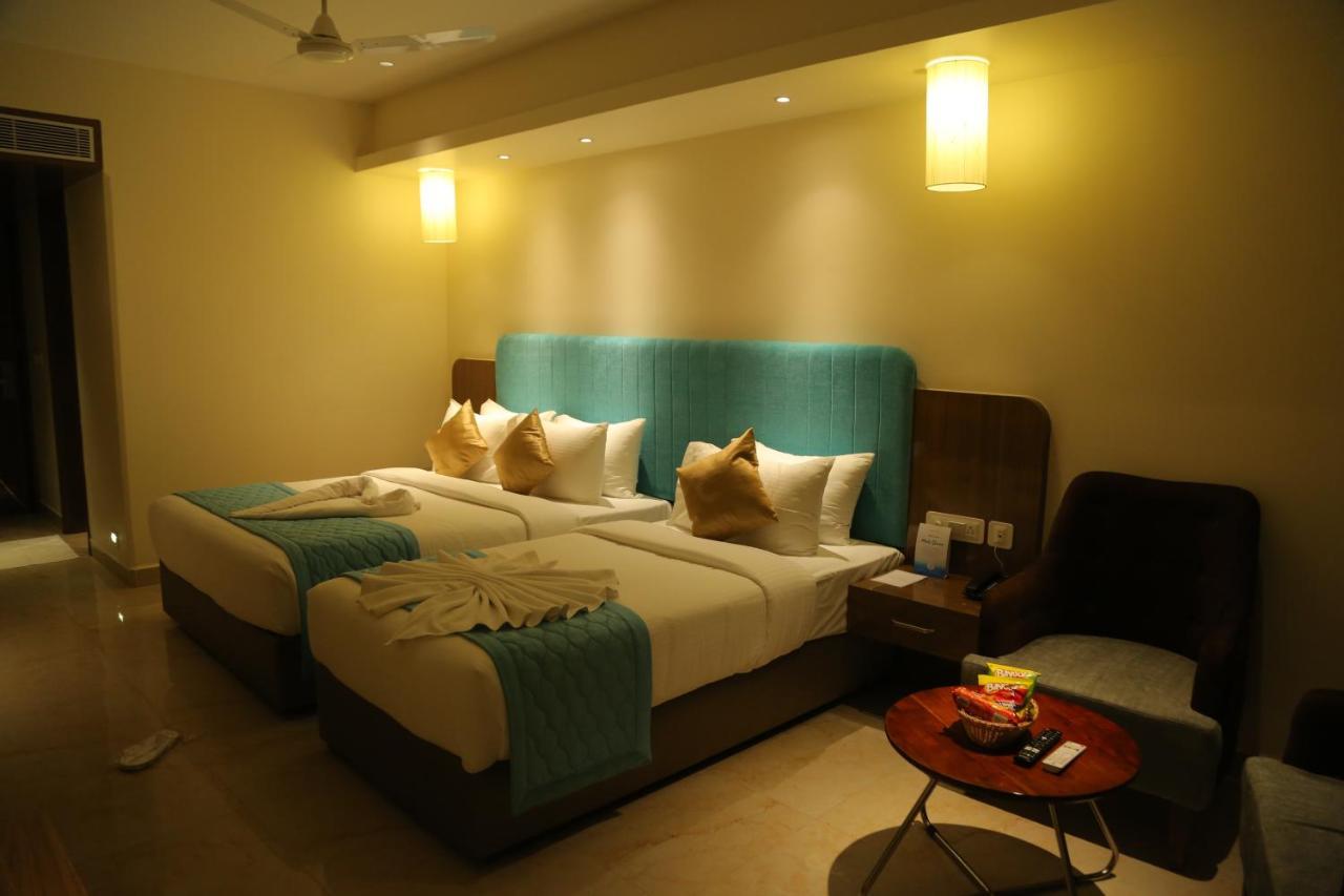 Misty Ocean - A Bergamont Group Of Hotel Kuilapalayam Bagian luar foto