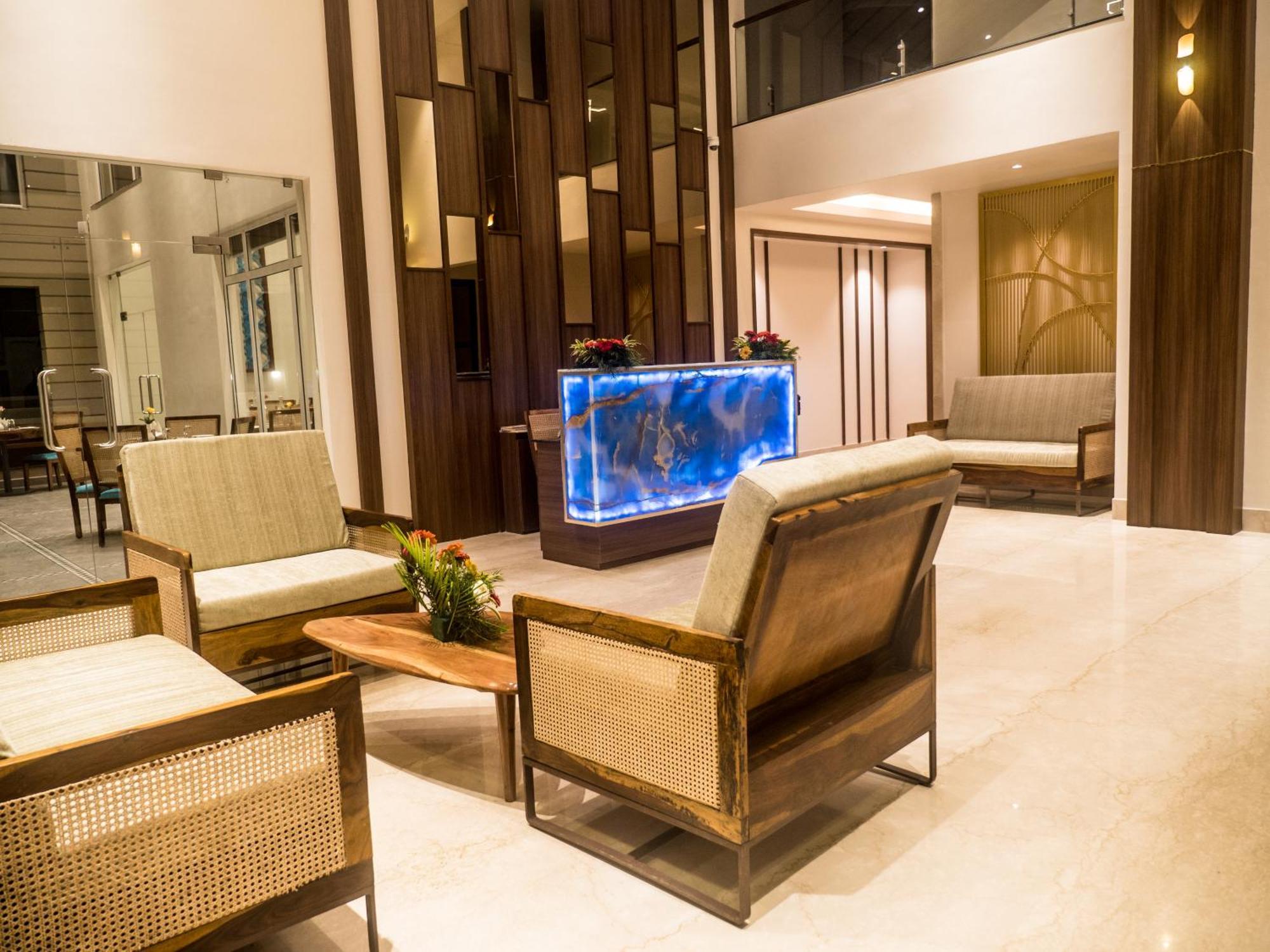 Misty Ocean - A Bergamont Group Of Hotel Kuilapalayam Bagian luar foto