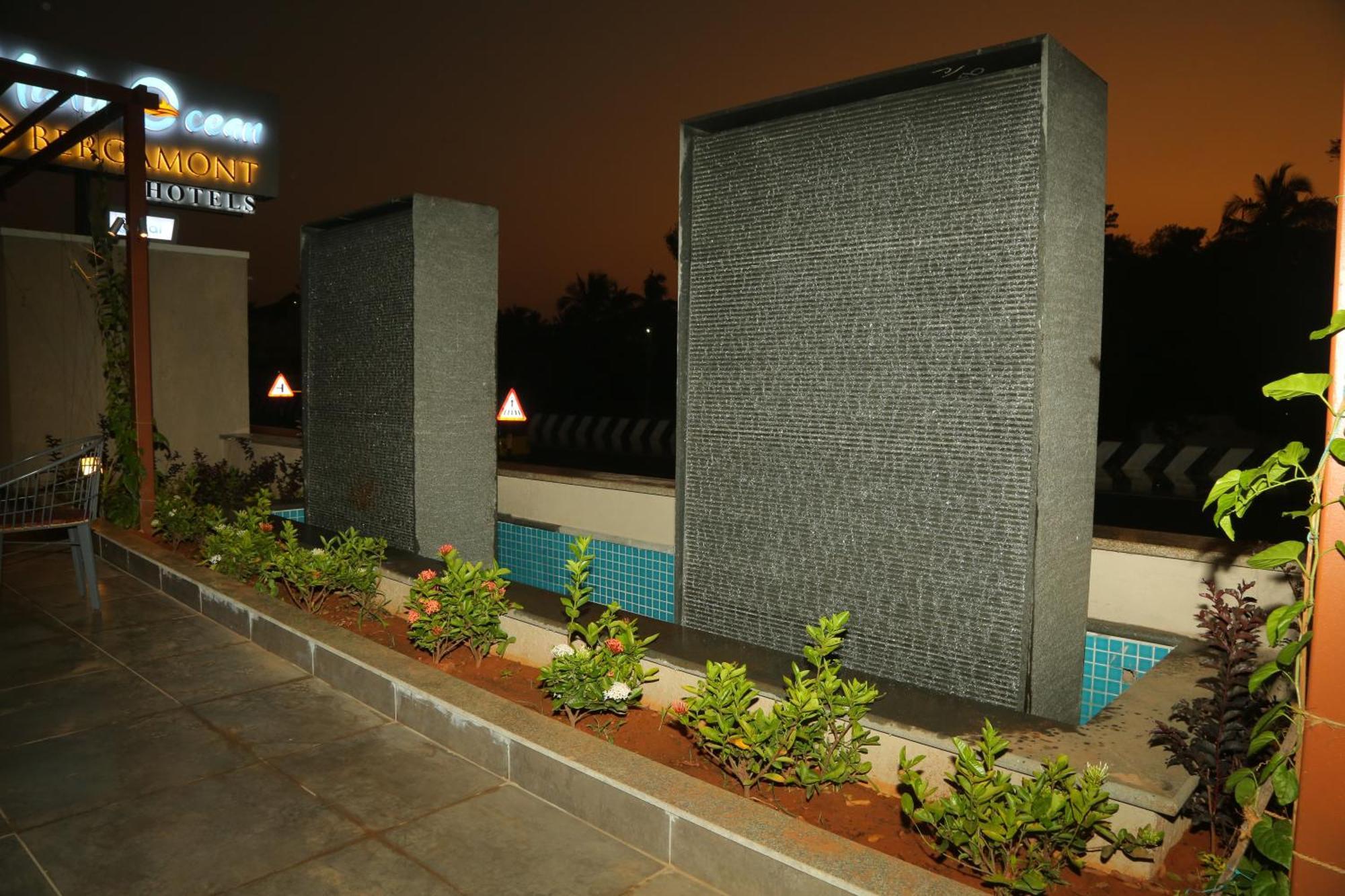 Misty Ocean - A Bergamont Group Of Hotel Kuilapalayam Bagian luar foto
